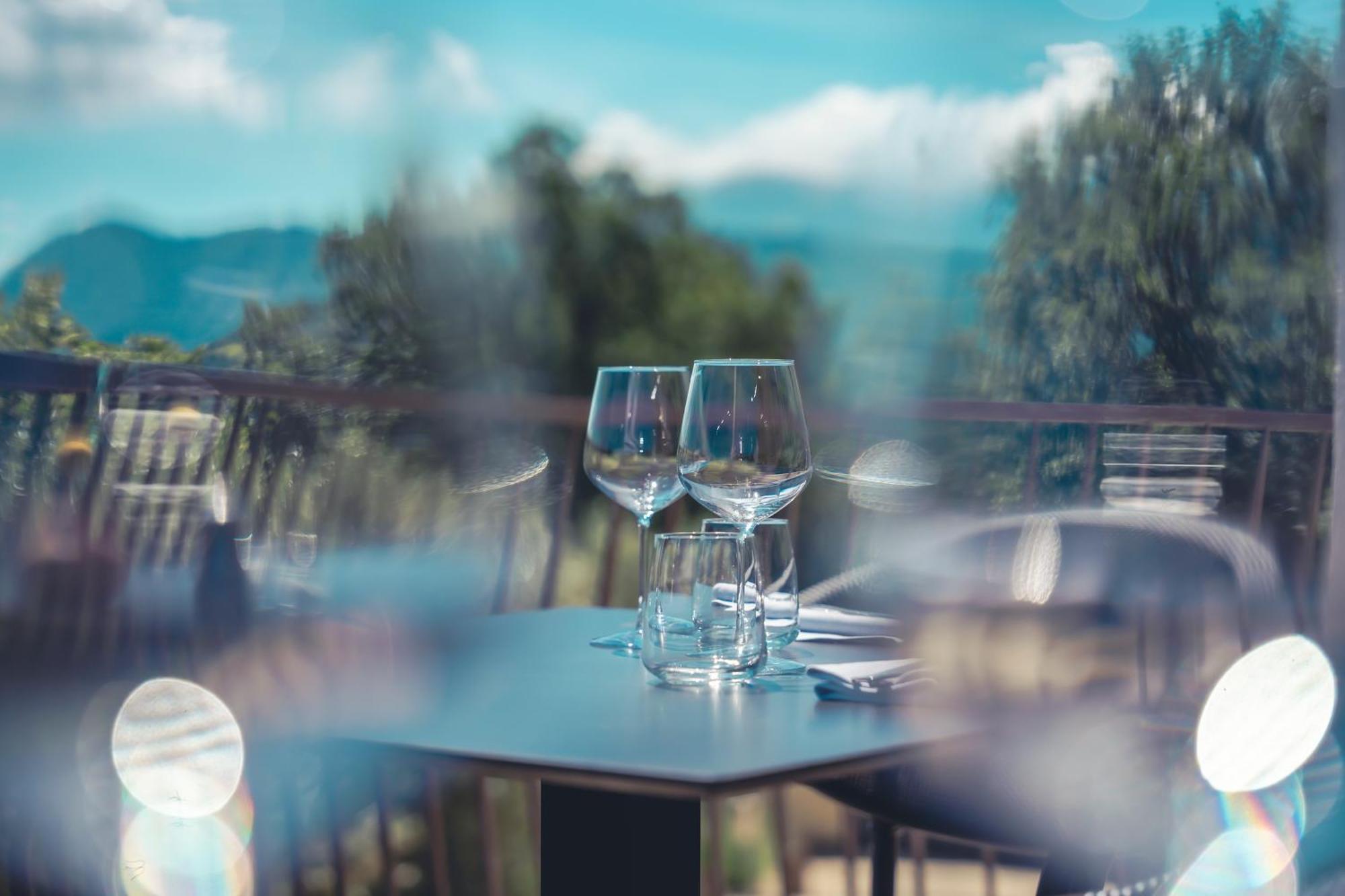 Logis Hotel Restaurant Le Plantevin Propiac Exterior photo